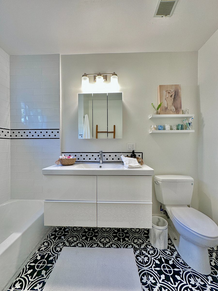 Furnished Finder property 683806_1 photo 26