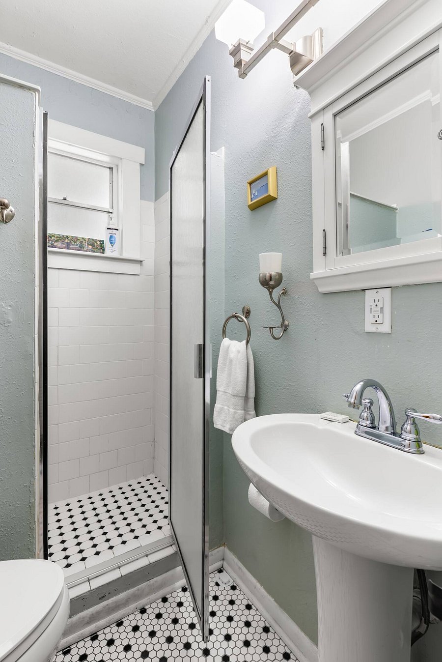 Furnished Finder property 683809_1 photo 6