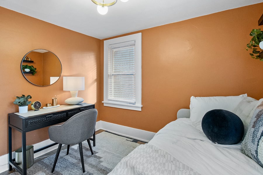 Bedroom 3 (Butternut Bliss)