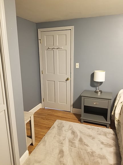 The lamp has a plug.