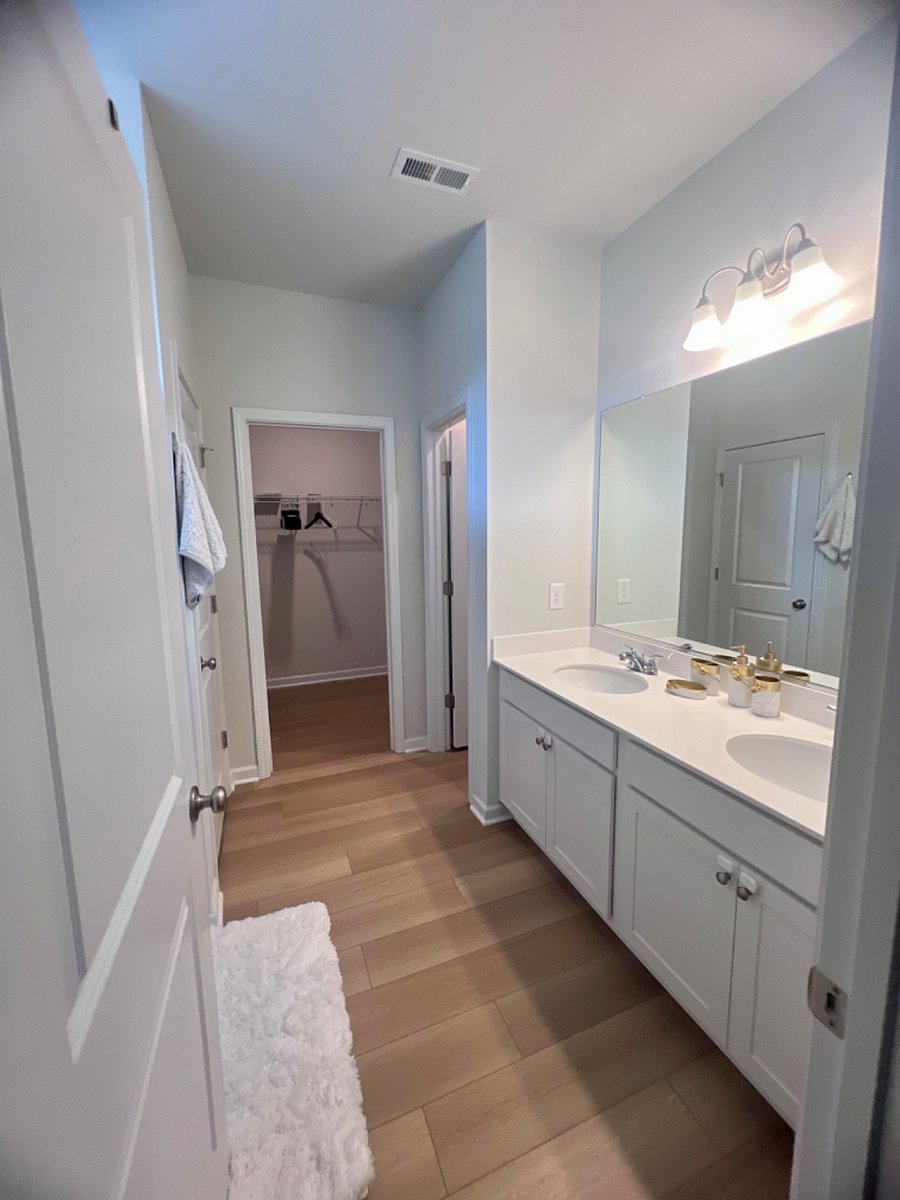 Furnished Finder property 684069_1 photo 23