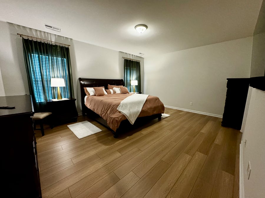 Mster Bedroom