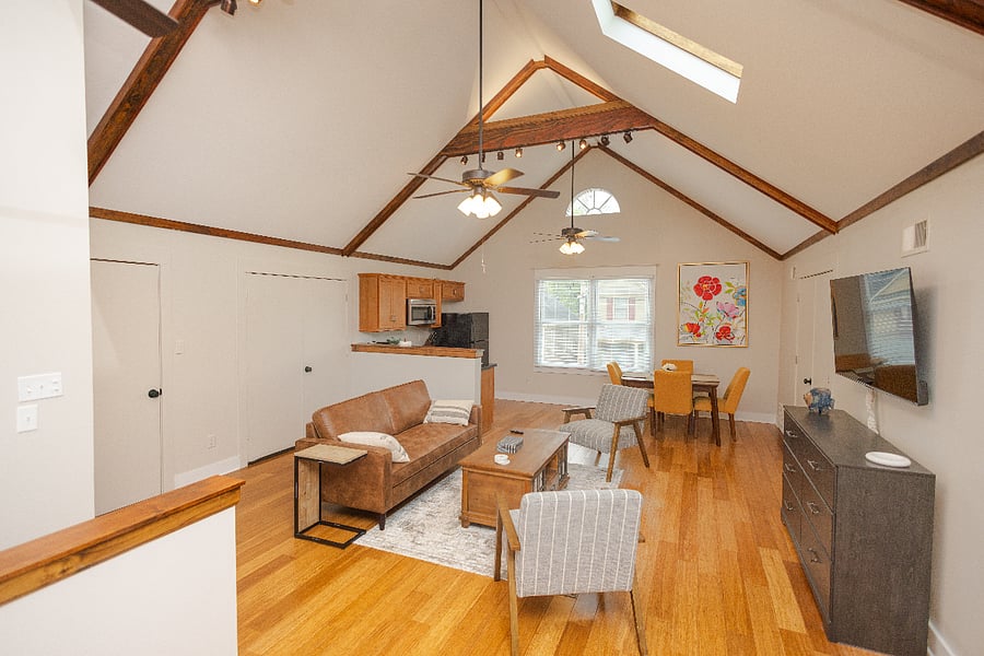 Furnished Finder property 684101_2 photo 3