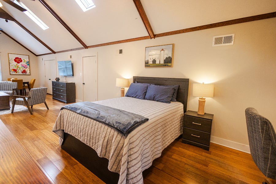 Furnished Finder property 684101_2 photo 8
