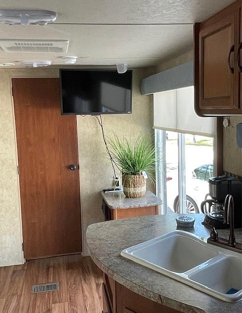 Furnished Finder property 684108_1 photo 8