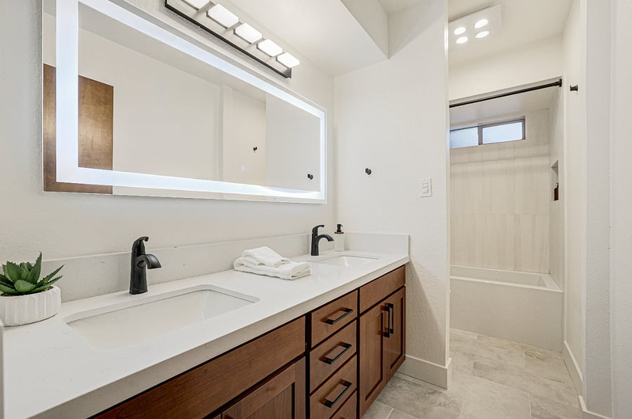 Main Bathroom