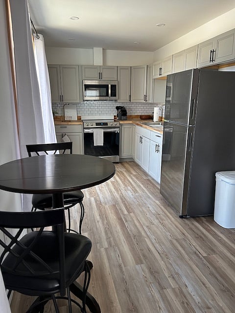 Furnished Finder property 684239_1 photo 4