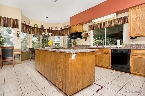 Furnished Finder property 684310_2 photo 13