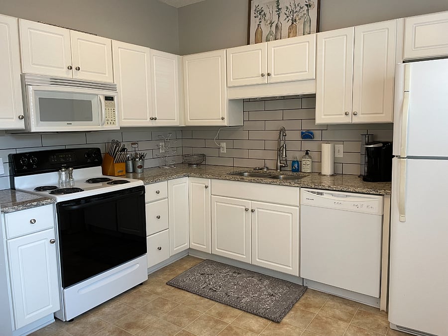 Furnished Finder property 684319_1 photo 12