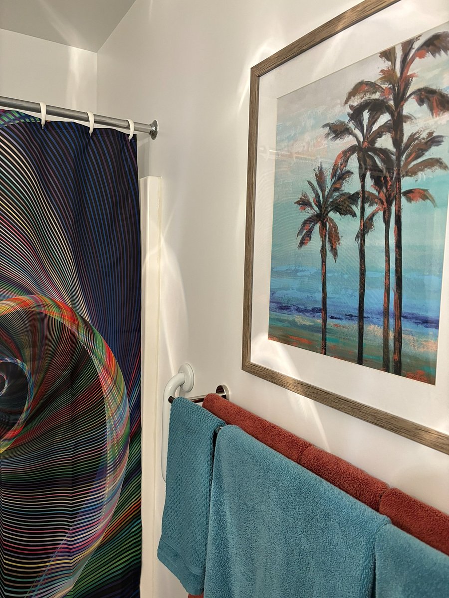Multiple towel rack