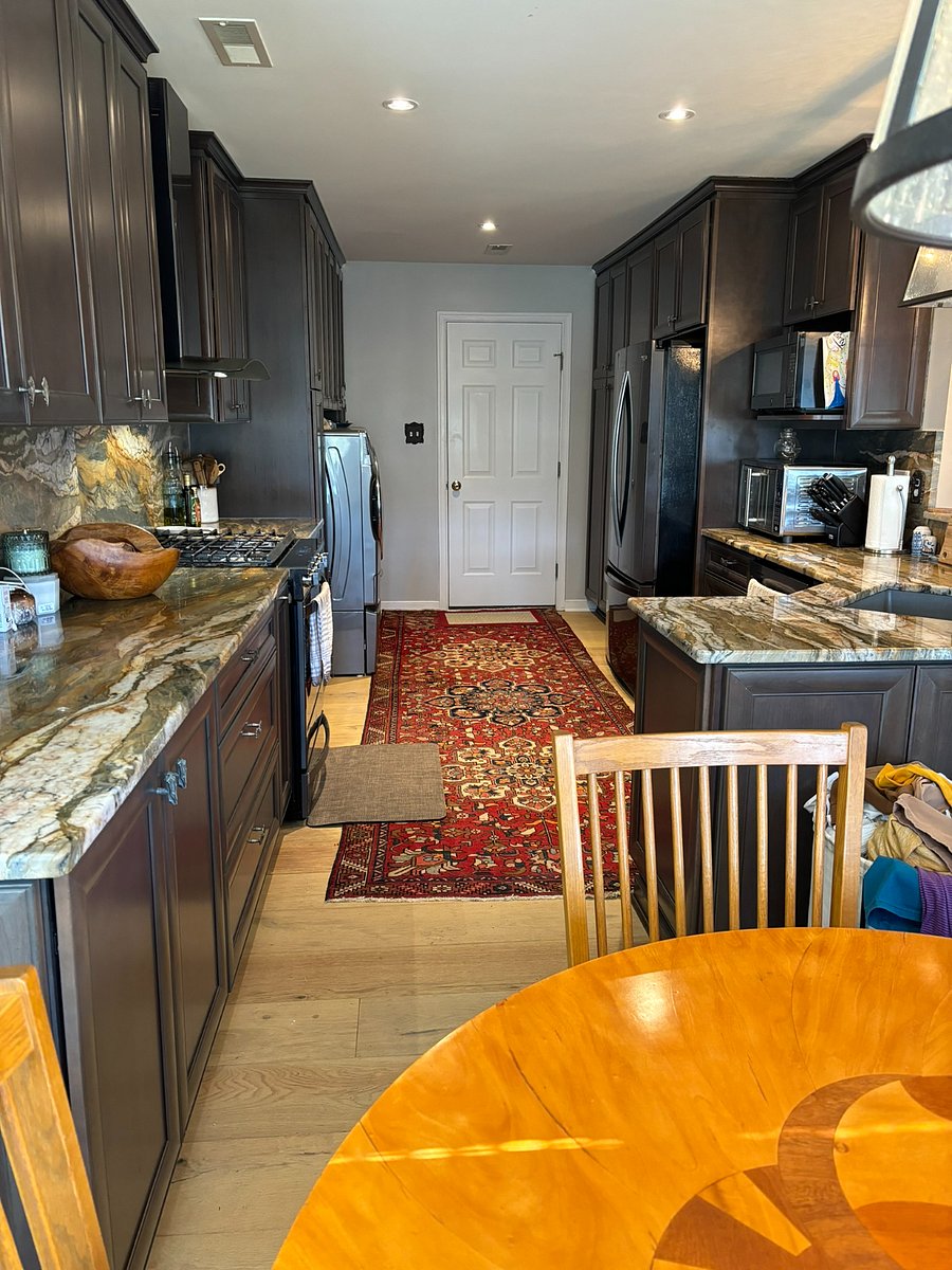 View of full kitchen