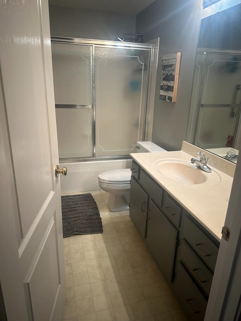 Lower level bath