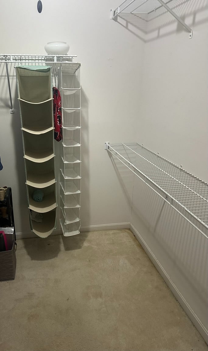 Walk in closet