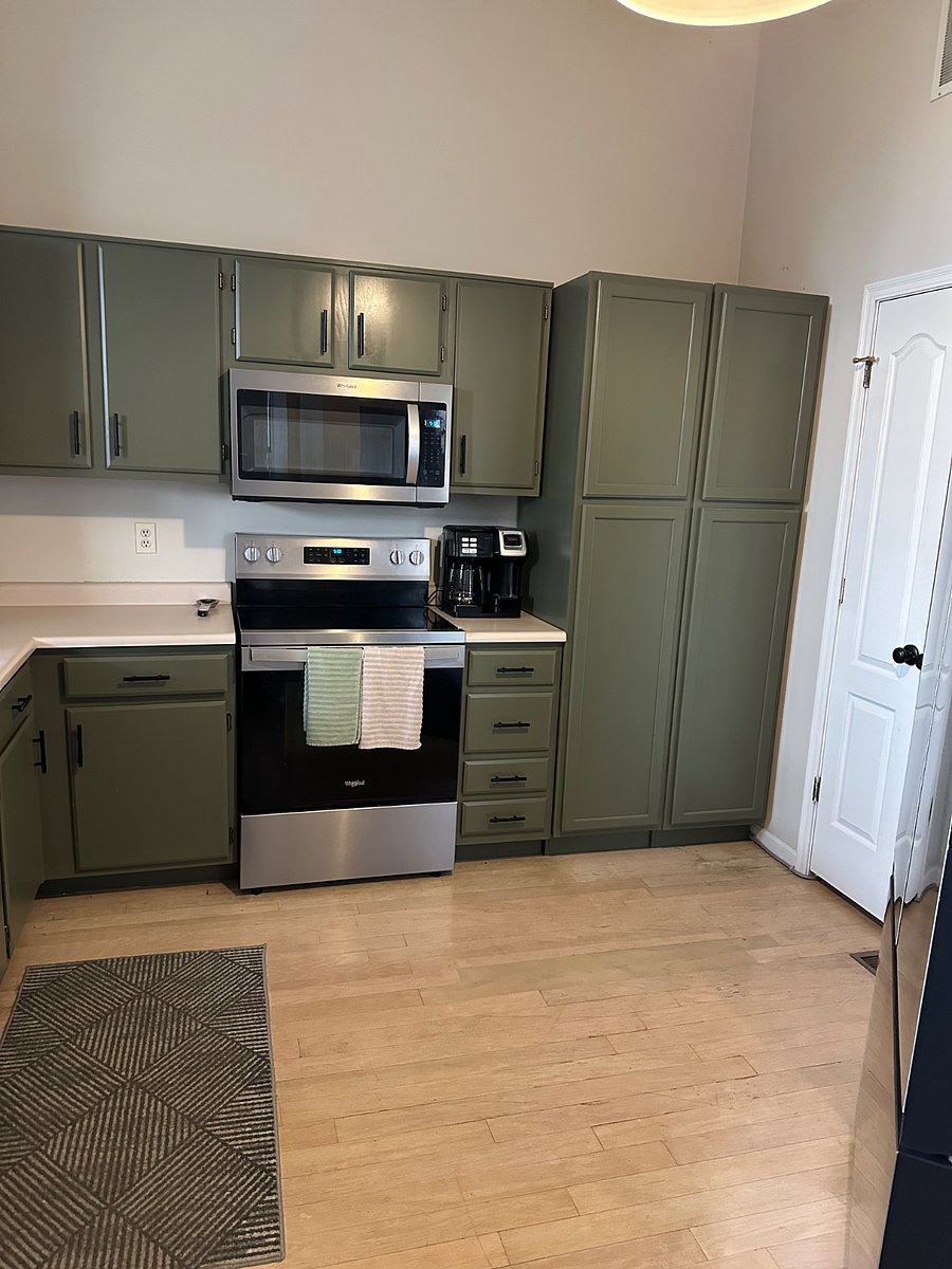 Furnished Finder property 684421_1 photo 3