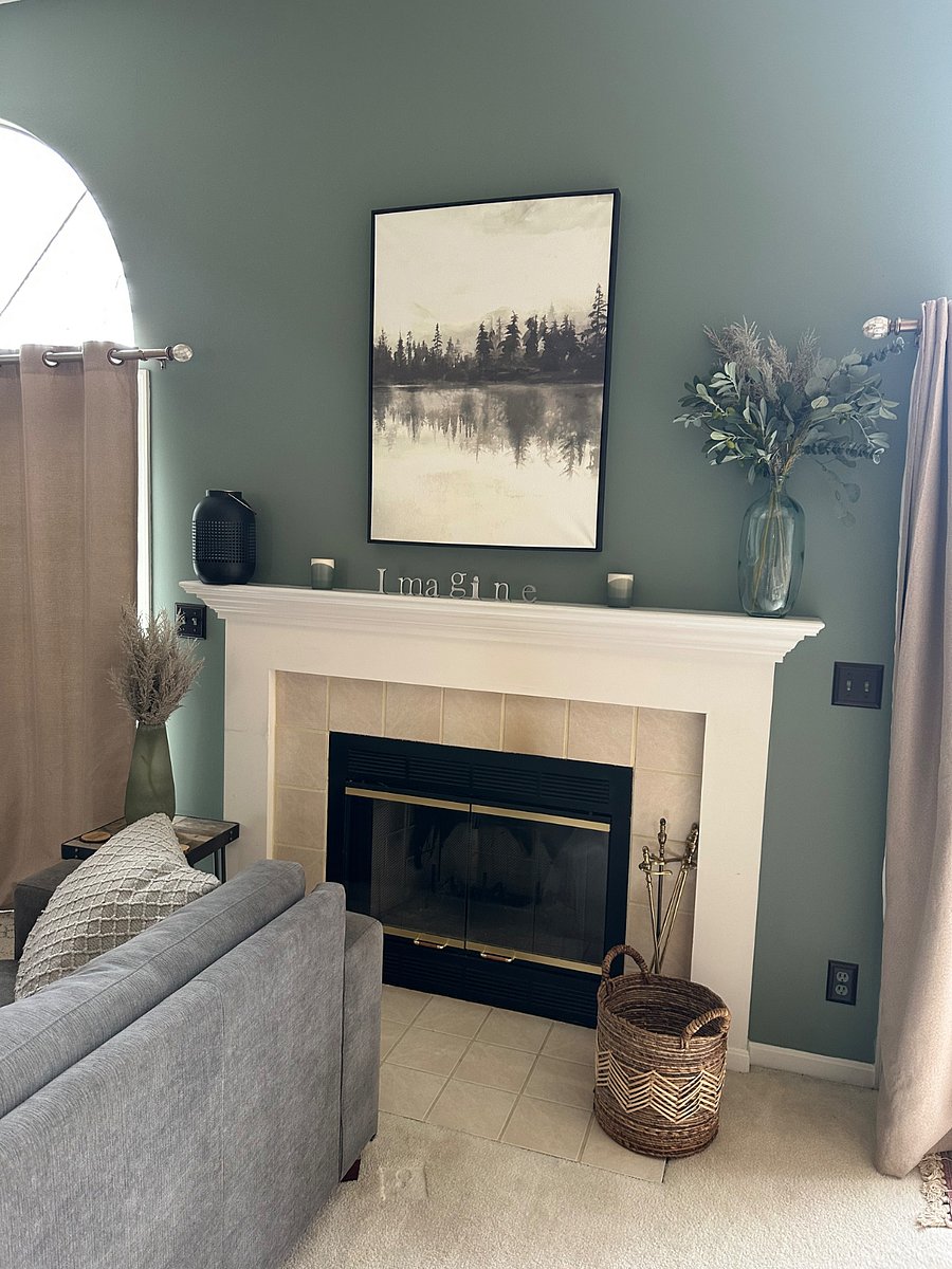 Upper level living room