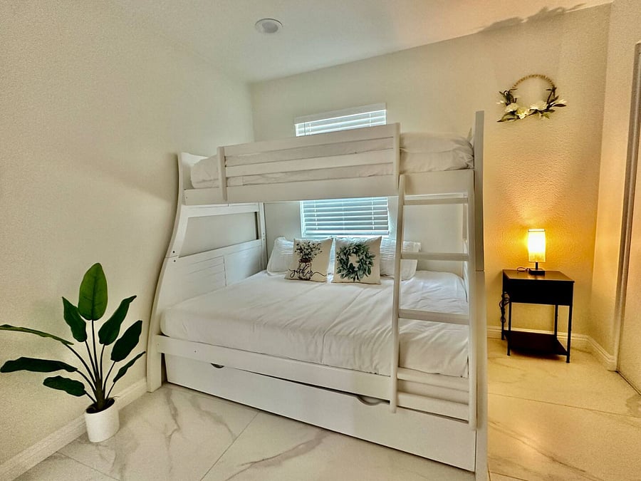 Furnished Finder property 684458_1 photo 7
