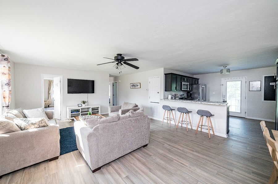 Furnished Finder property 684692_1 photo 32