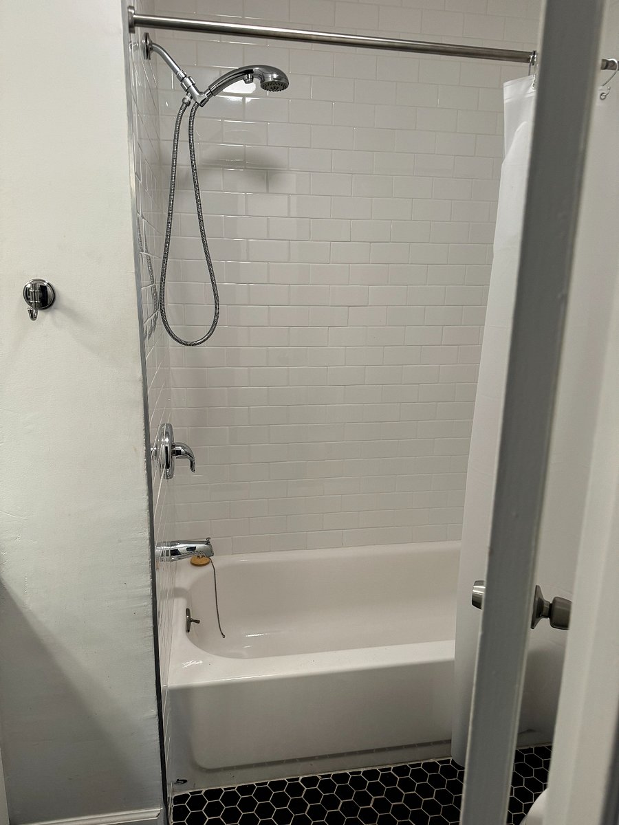 Furnished Finder property 684833_1 photo 9