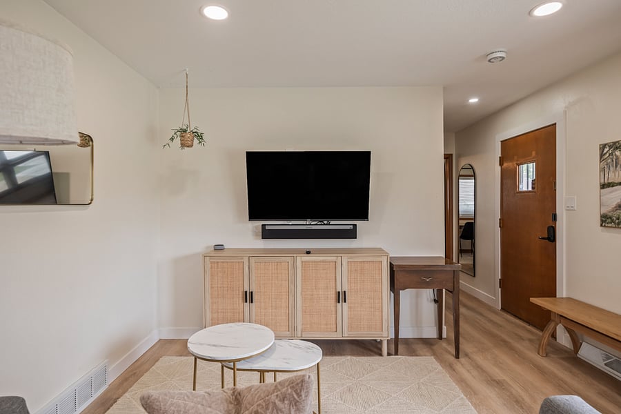 Furnished Finder property 684842_1 photo 4