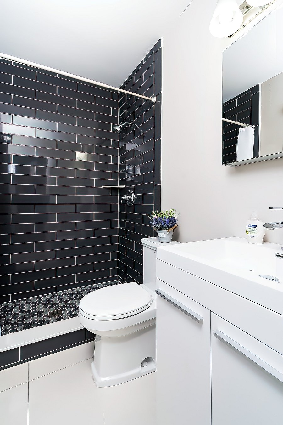 Furnished Finder property 684904_1 photo 24