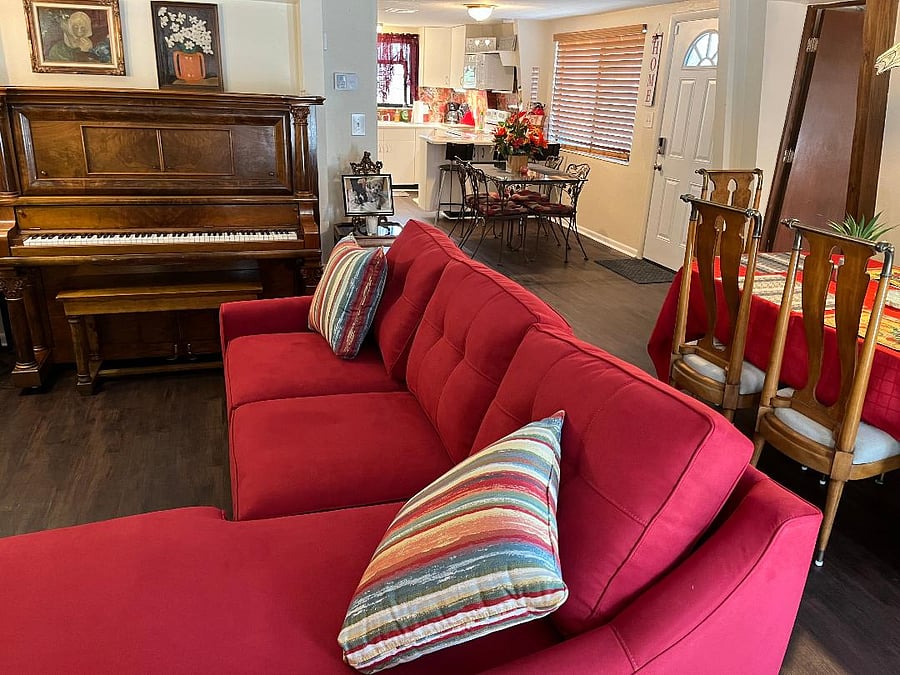 Furnished Finder property 684923_1 photo 2
