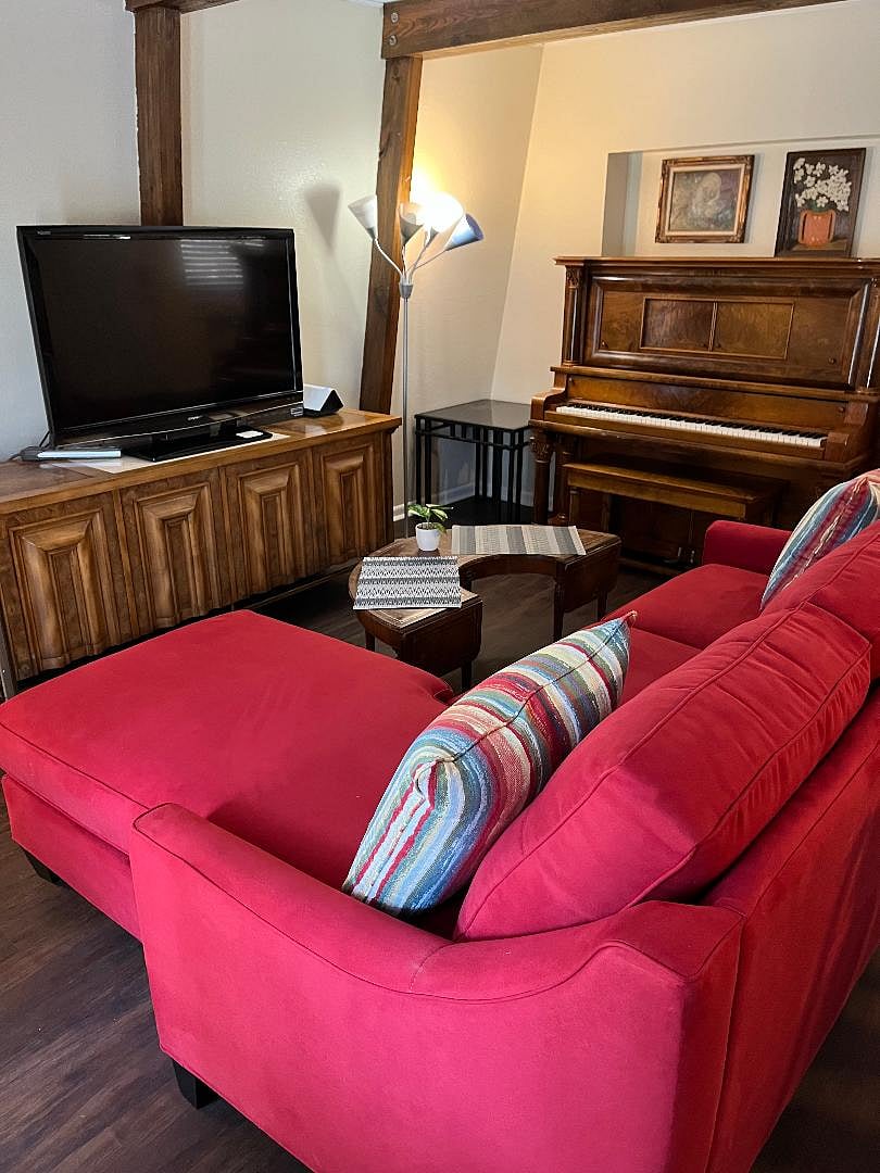 Furnished Finder property 684923_1 photo 3