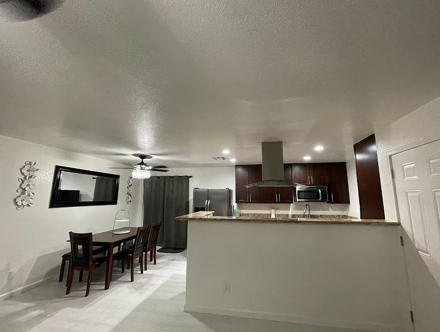 Furnished Finder property 684994_1 photo 3