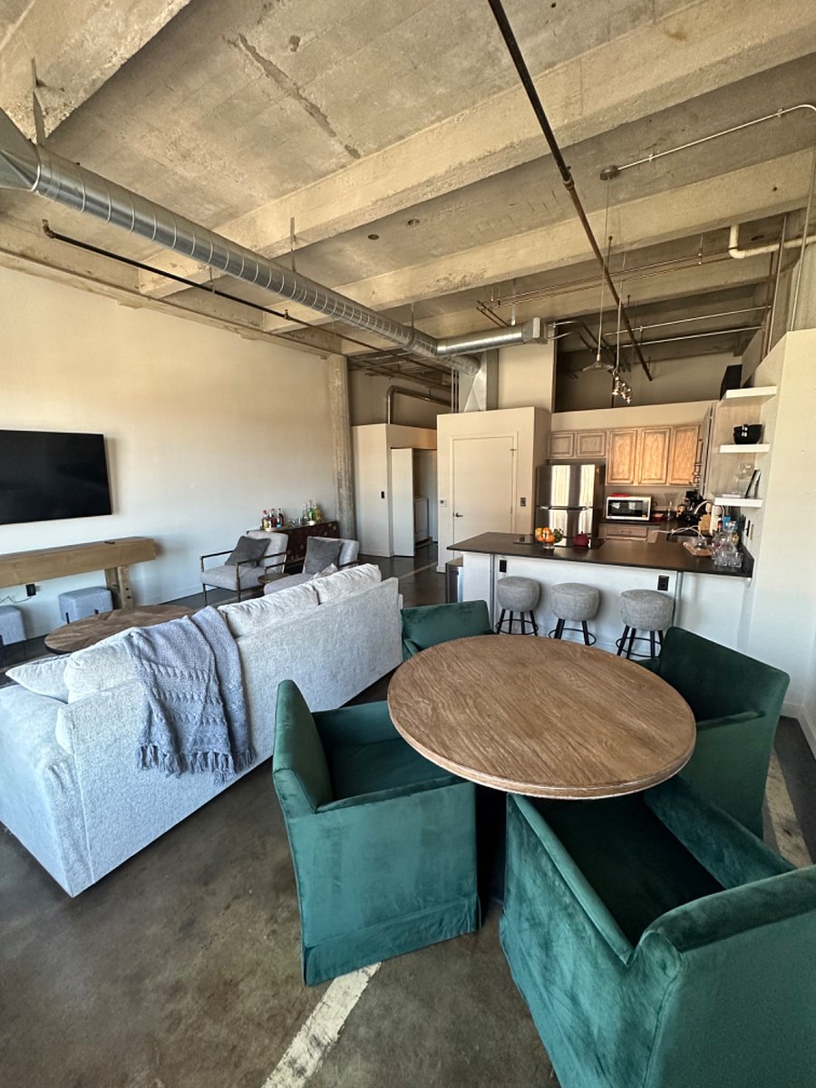 Furnished Finder property 685016_1 photo 3