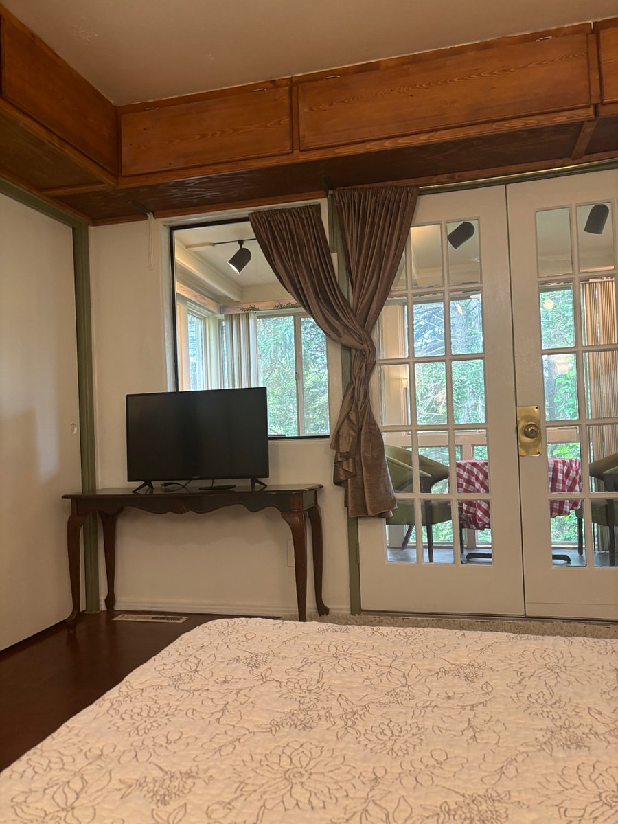 Furnished Finder property 685027_1 photo 9