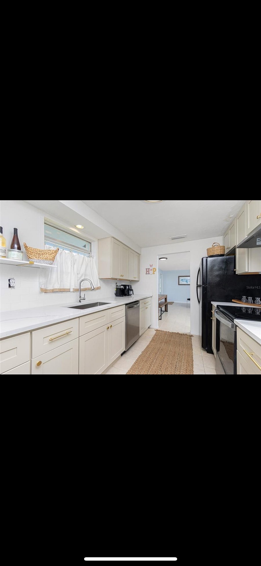 Furnished Finder property 685039_1 photo 3