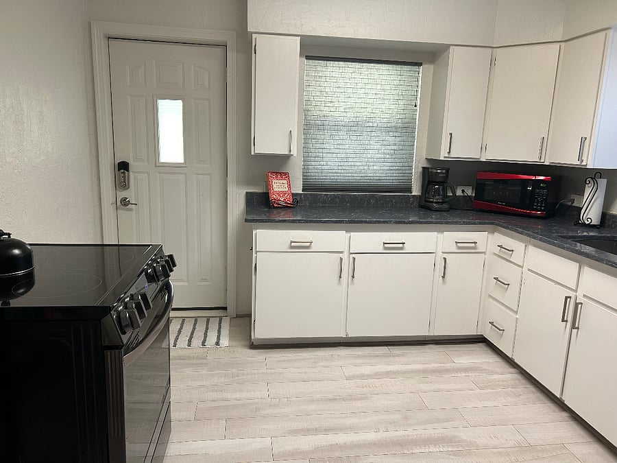 Furnished Finder property 685067_1 photo 11