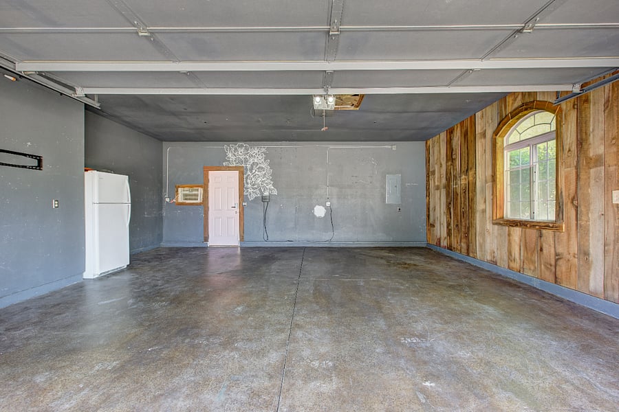 2 car garage