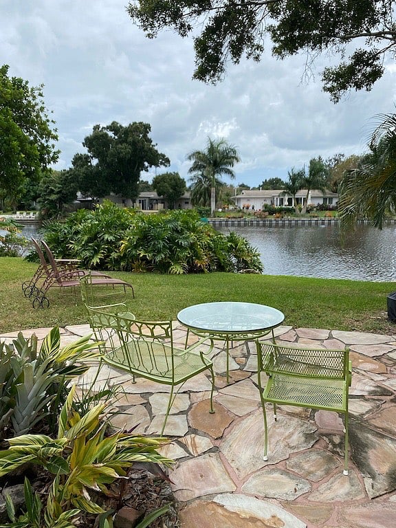 Furnished Finder property 685110_1 photo 15