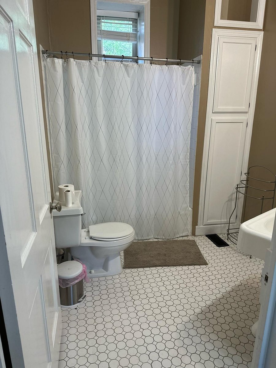 Furnished Finder property 685157_1 photo 12