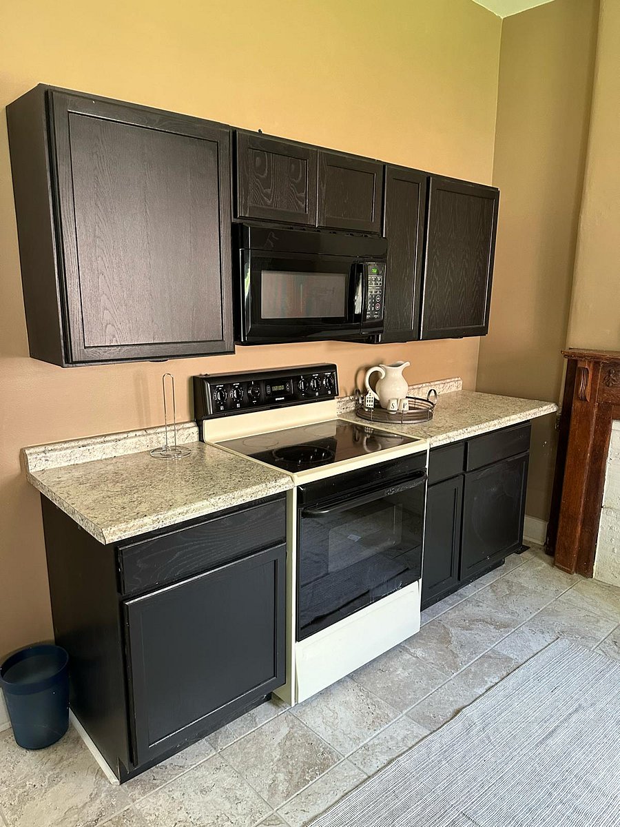 Furnished Finder property 685157_1 photo 9