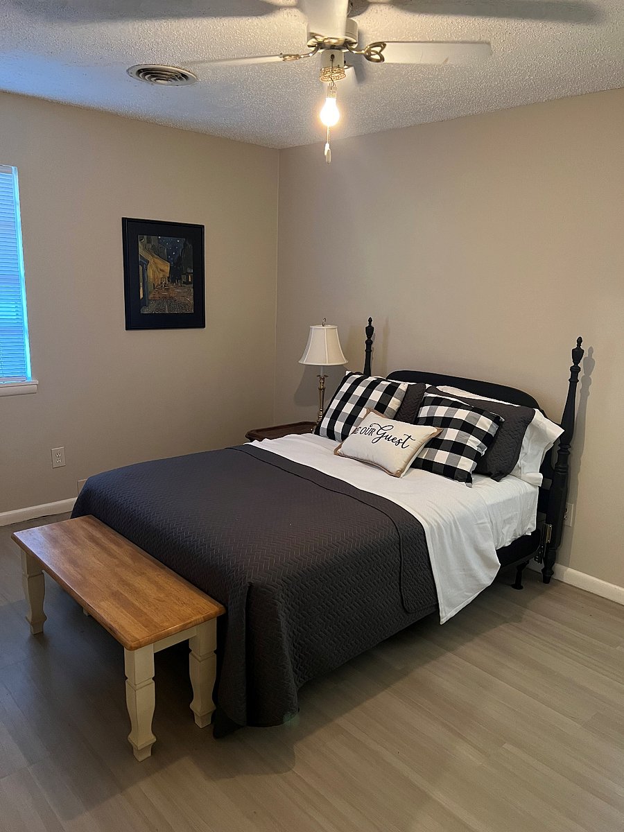 Furnished Finder property 685196_1 photo 1