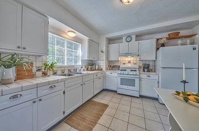 Furnished Finder property 685247_1 photo 4