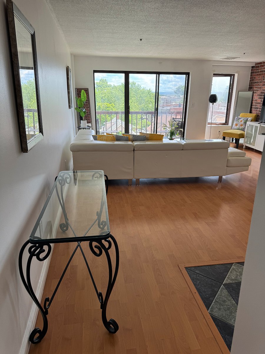 Furnished Finder property 685435_1 photo 3