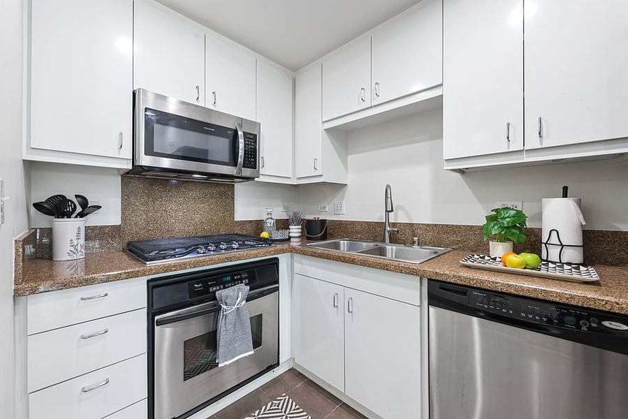 Furnished Finder property 685477_1 photo 9
