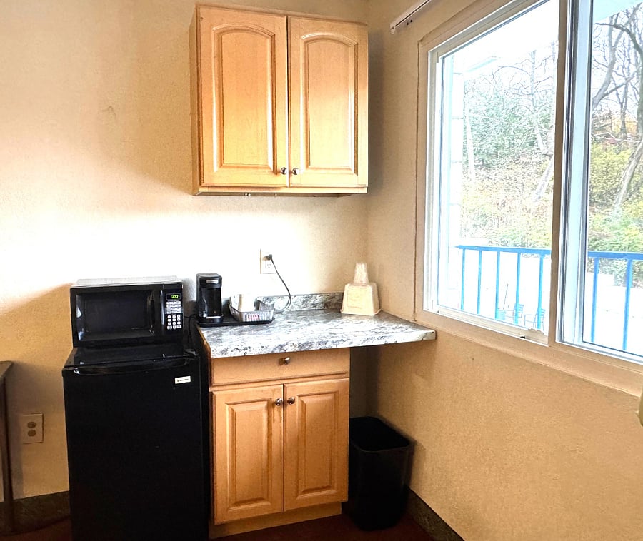 Furnished Finder property 685571_1 photo 9