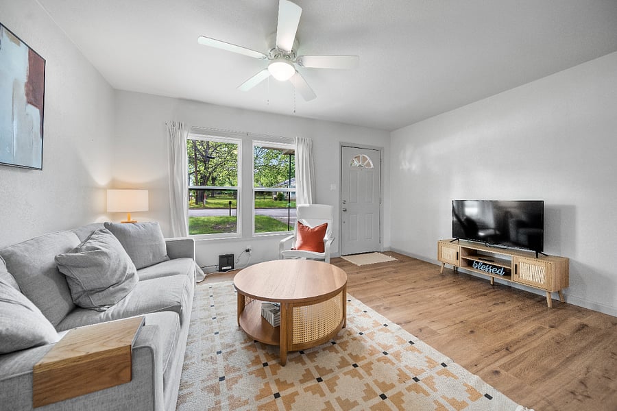 Furnished Finder property 685674_1 photo 16
