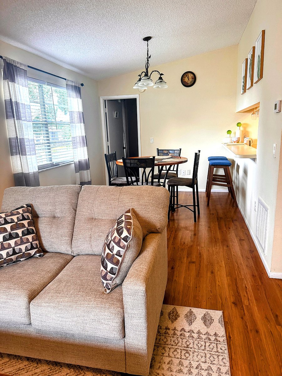 Furnished Finder property 685703_1 photo 10