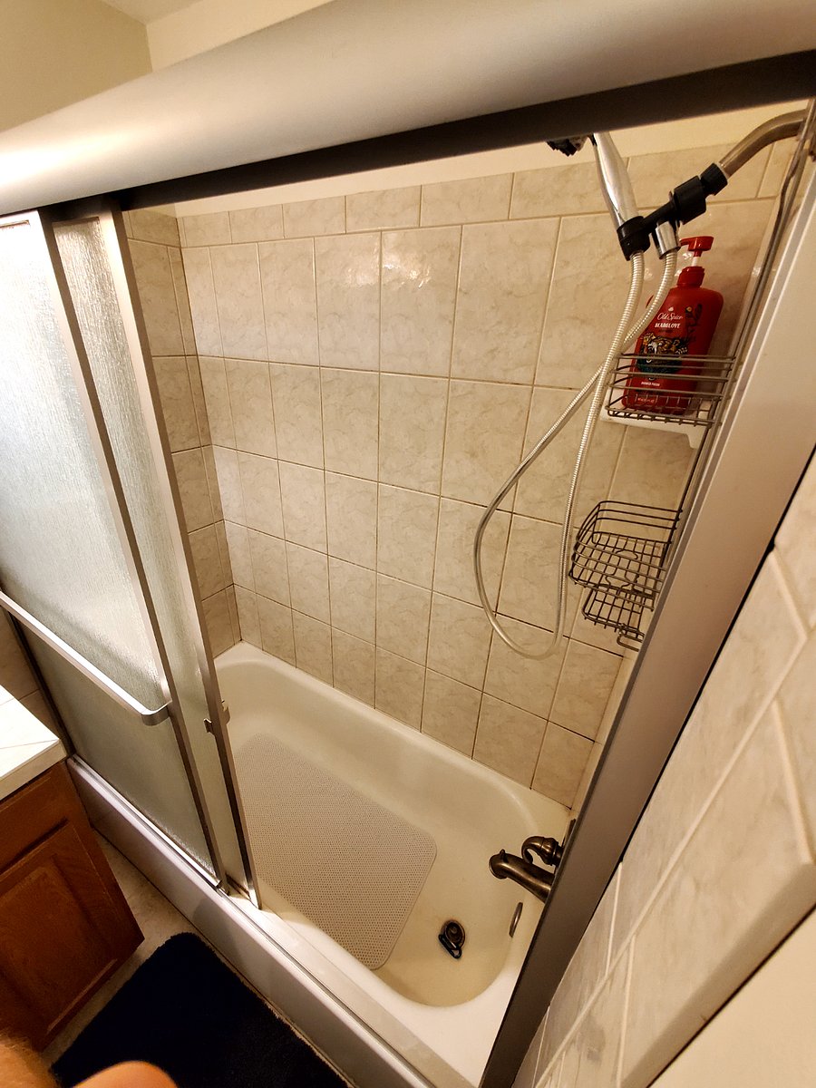 Shower/Tub