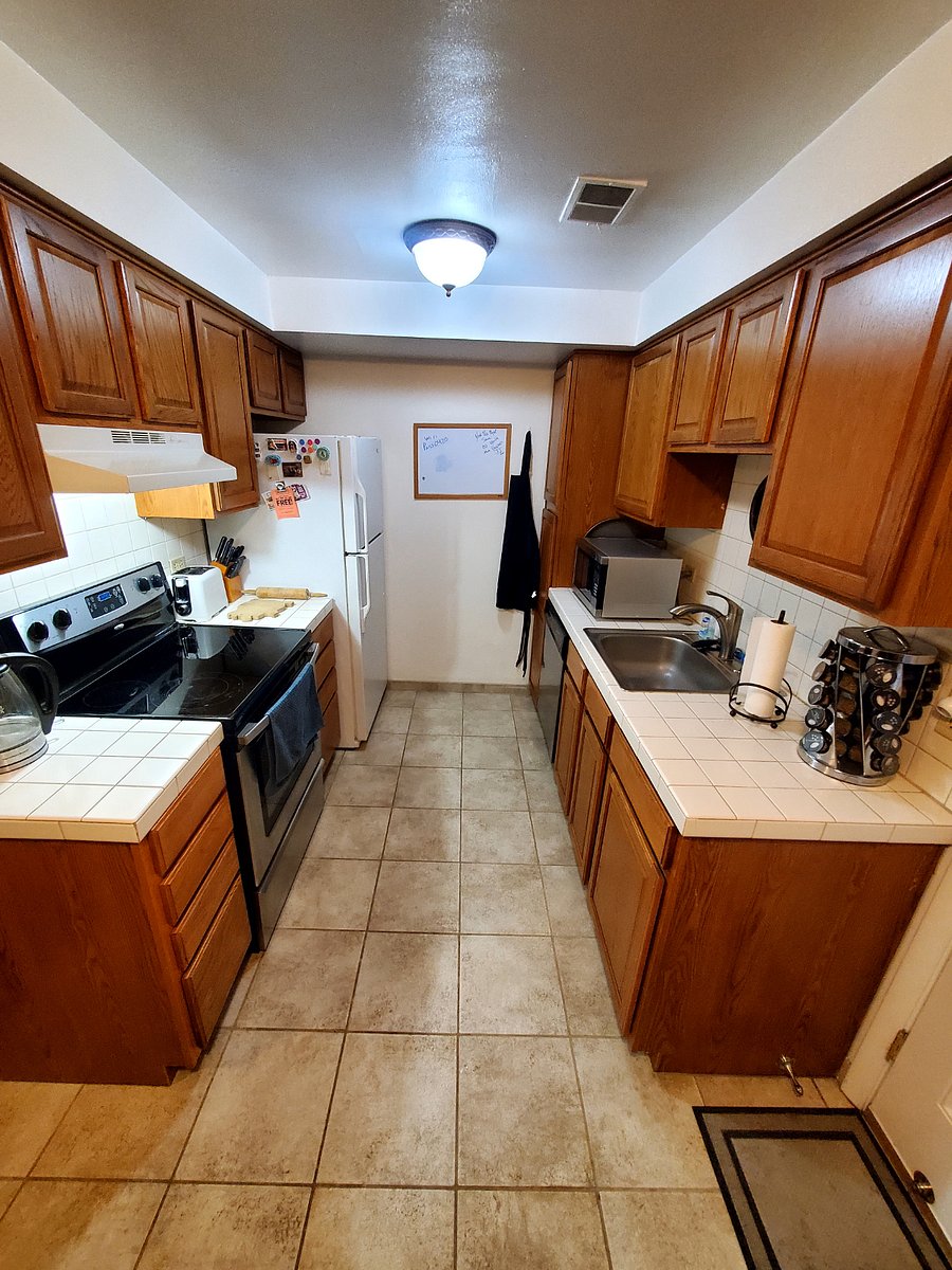 Large Kitchen with plenty of counter space.