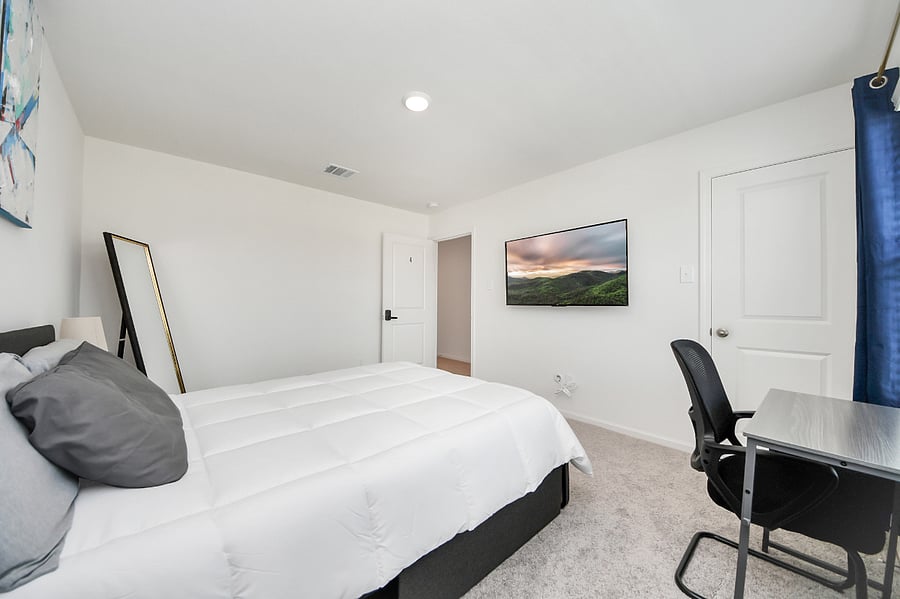 Furnished Finder property 685835_1 photo 3