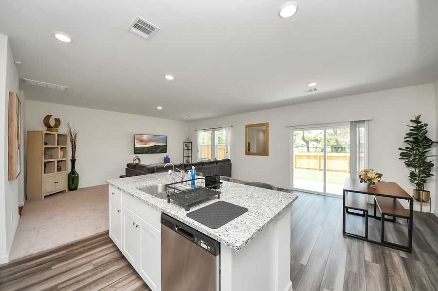 Furnished Finder property 685835_1 photo 6
