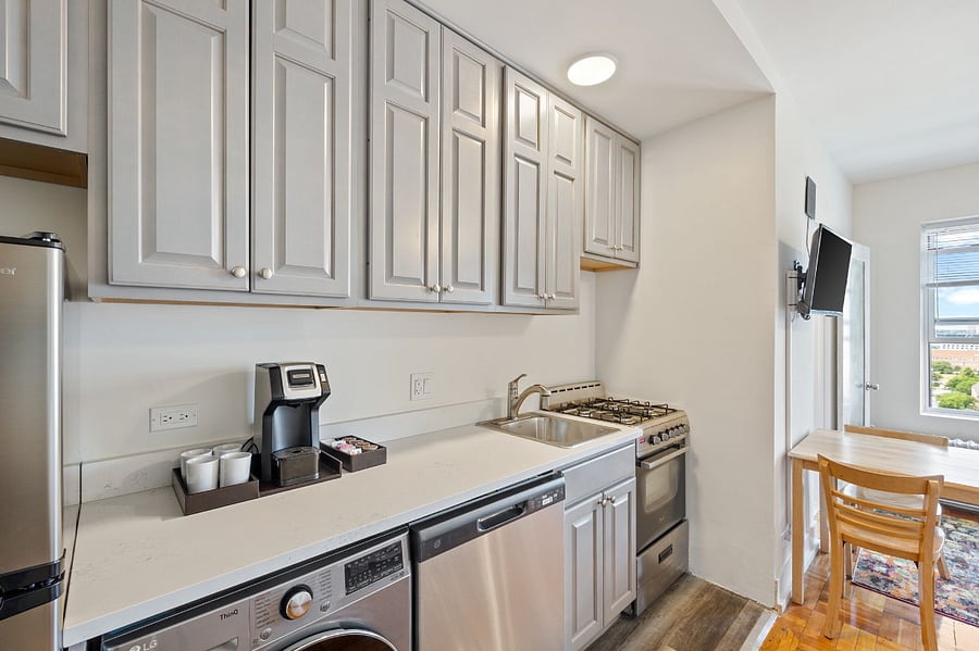 Furnished Finder property 685961_1 photo 8