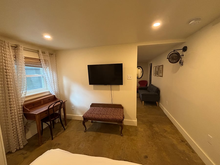 Furnished Finder property 686002_1 photo 7
