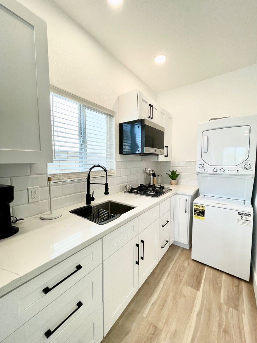 Furnished Finder property 686007_1 photo 7
