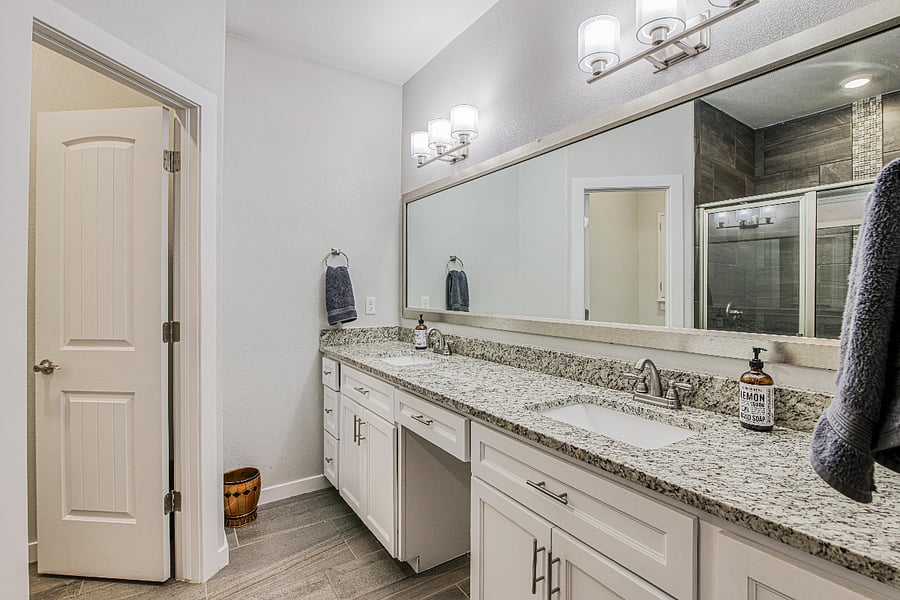 Main Bathroom